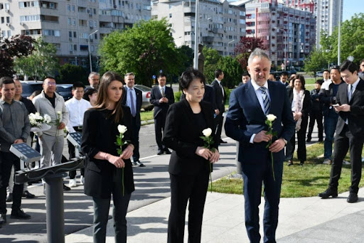 Odata počast kineskim novinarima ubijenim u NATO bombardovanju 