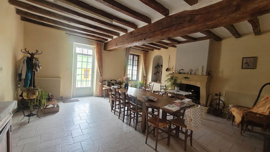 Vente maison 8 pièces 188 m² à La Chapelle-Rousselin (49120), 148 900 €