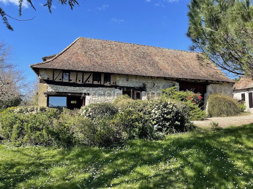 Vente propriété 15 pièces 280 m² à Monbazillac (24240), 630 000 €