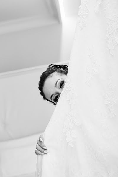 Wedding photographer Ioana Radulescu (radulescu). Photo of 16 December 2021