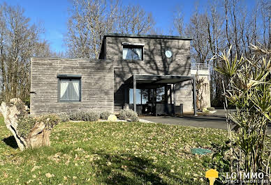 Maison avec piscine et terrasse 2