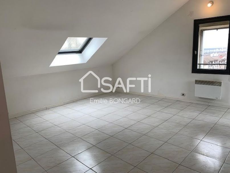 Vente appartement 2 pièces 27 m² à Chanteloup-les-Vignes (78570), 126 000 €