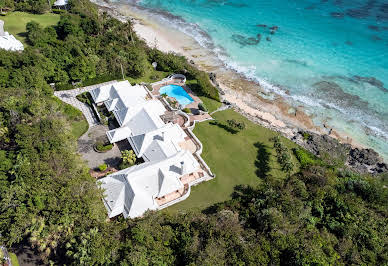 Maison avec piscine et jardin 1