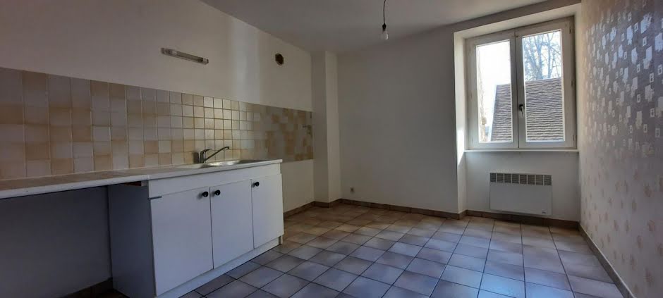 Vente maison 3 pièces 75 m² à Bourbonne-les-Bains (52400), 50 000 €