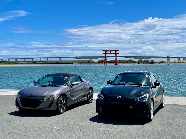 コペンのコペンGRスポーツ・夏っぽい写真・ドライブ・アシンメトリー・S660に関するカスタム事例の投稿画像1枚目