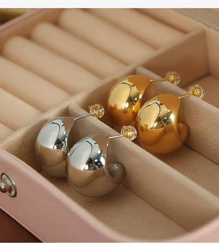 Title 1, Simple Semicircle Fat Moon Earrings, Light Luxu...