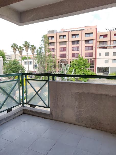 Location  appartement 3 pièces 56 m² à Marseille 8ème (13008), 895 €