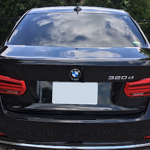 320d