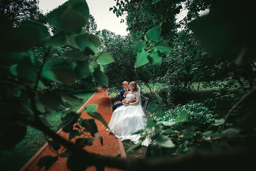 婚禮攝影師Natalya Shtyk（fotoshake）。2017 3月22日的照片
