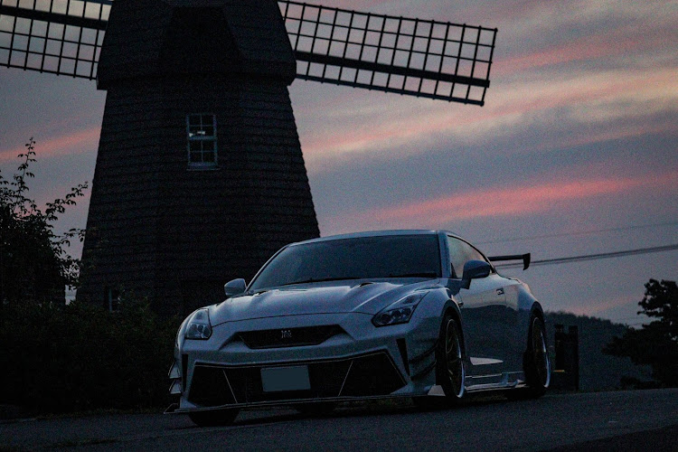 NISSAN GT-Rの早朝撮影・風車・リベンジしたいけどしばらく雨かな・熱中症に気をつけて!!・team kuhl'sに関するカスタム事例の投稿画像5枚目