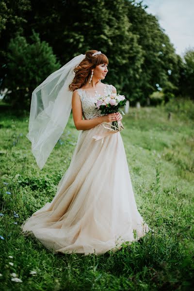 Fotógrafo de bodas Oksana Ageeva (kulxuxu). Foto del 1 de agosto 2019