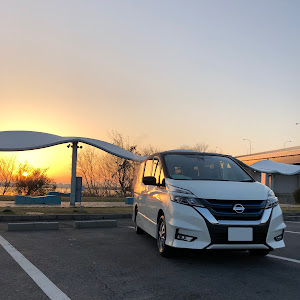 セレナ C27型