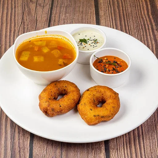 Medu Vada (2 pieces)