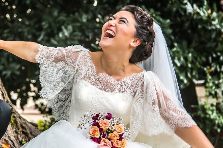 Fotografo di matrimoni Fatih Oeger (atelier42). Foto del 6 agosto 2018