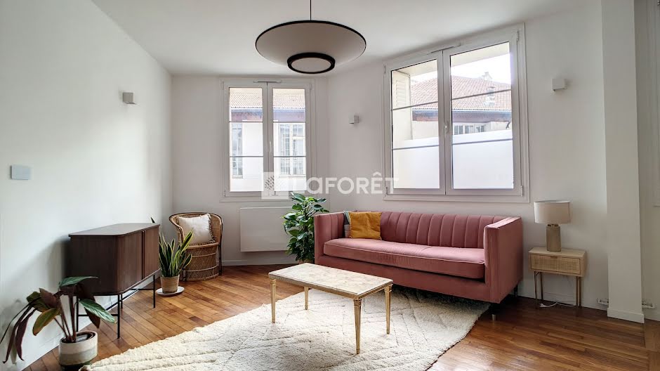 Vente appartement 5 pièces 105 m² à Paris 18ème (75018), 760 000 €