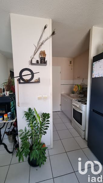 Vente appartement 3 pièces 61 m² à Saint-Jean-d'Angély (17400), 112 000 €