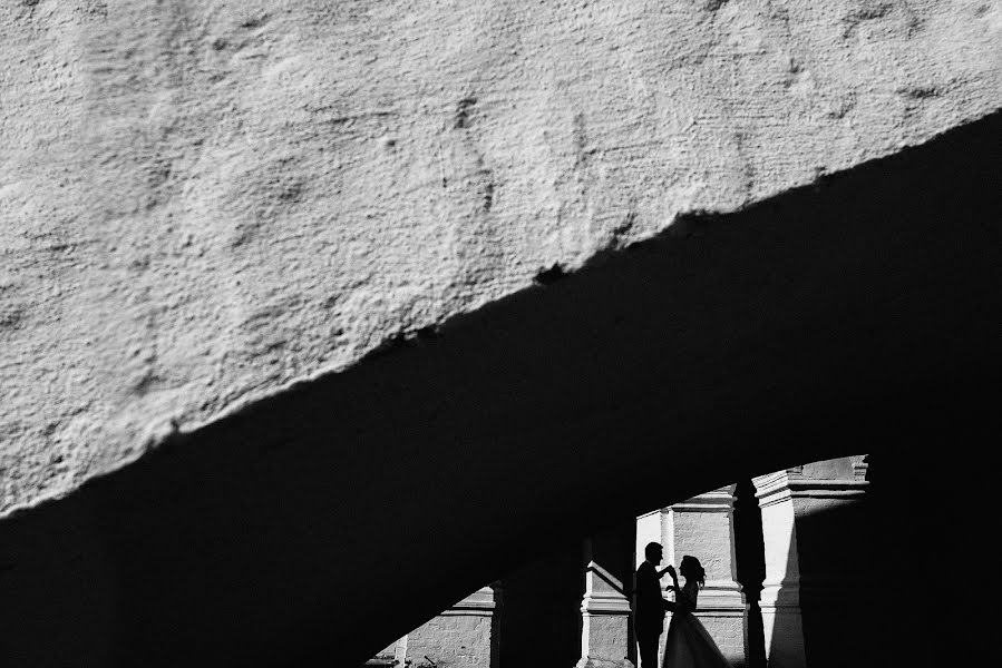 Fotógrafo de casamento Dasha Tebenikhina (tebenik). Foto de 10 de agosto 2017