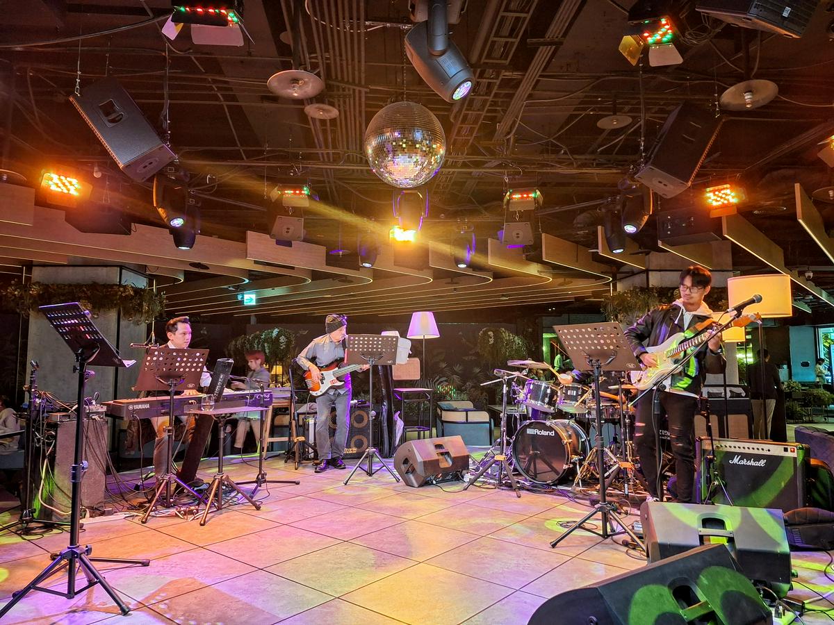 【美食】「Oxi oyster & wine live ho