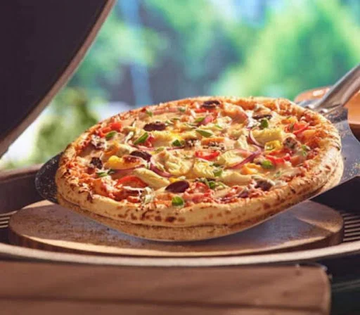 Fusion Tikka Chicken Pizza