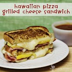 Hawaiian Pizza Grilled Cheese Sandwich was pinched from <a href="http://homecookingmemories.com/hawaiian-pizza-grilled-cheese-sandwich/" target="_blank">homecookingmemories.com.</a>