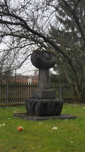 Phallus Statue