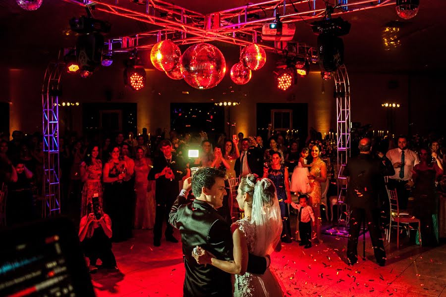 Wedding photographer Giu Morais (giumorais). Photo of 30 March 2017