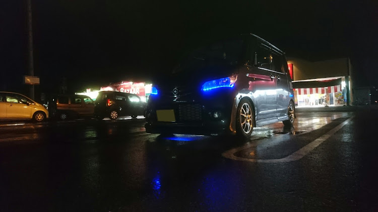 ルークスのドライブ・スーパーの駐車場に関するカスタム事例の投稿画像1枚目
