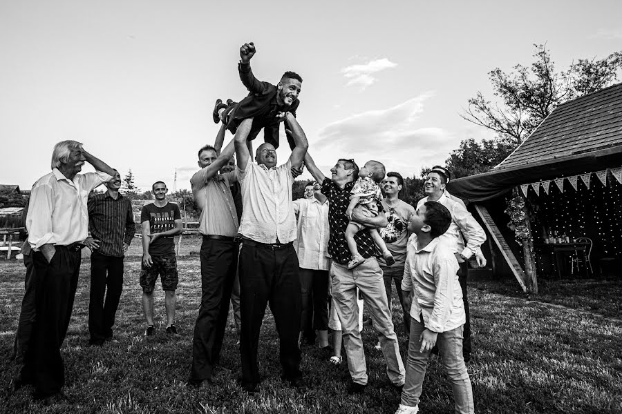 Fotógrafo de casamento Balazs Urban (urbanphoto). Foto de 9 de julho 2019