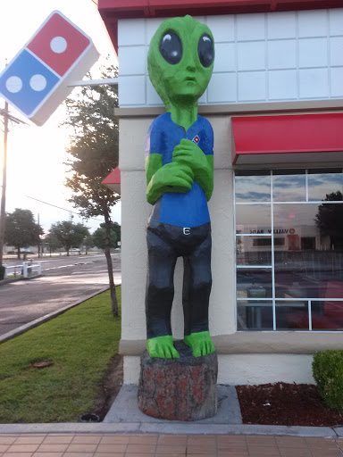 Alien Statue