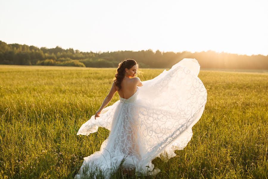 Fotografo di matrimoni Kristina Girovka (girovkafoto). Foto del 27 luglio 2020