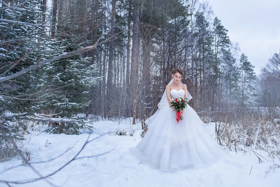 Bryllupsfotograf Marina Semekhina (msemehina). Bilde av 13 januar 2019