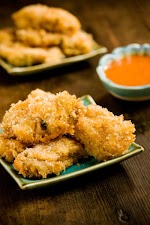 Southern Fried Oysters was pinched from <a href="http://www.pauladeen.com/recipes/recipe_view/southern_fried_oysters/" target="_blank">www.pauladeen.com.</a>