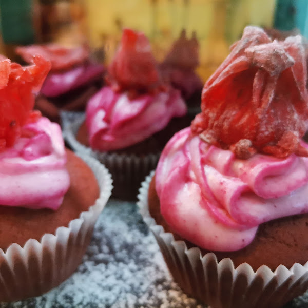 red velvet cupcakes