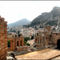 TAORMINA di 