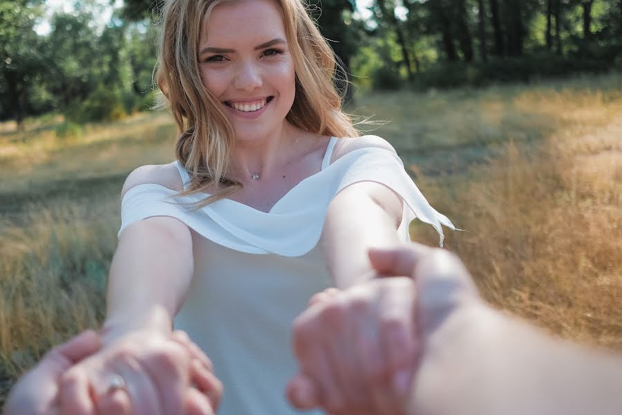 Fotógrafo de casamento Viktor Konopkin (konopkinfamily). Foto de 15 de agosto 2019