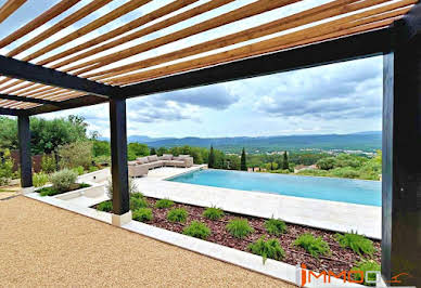 House with pool and terrace 3