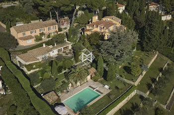 villa à Mougins (06)