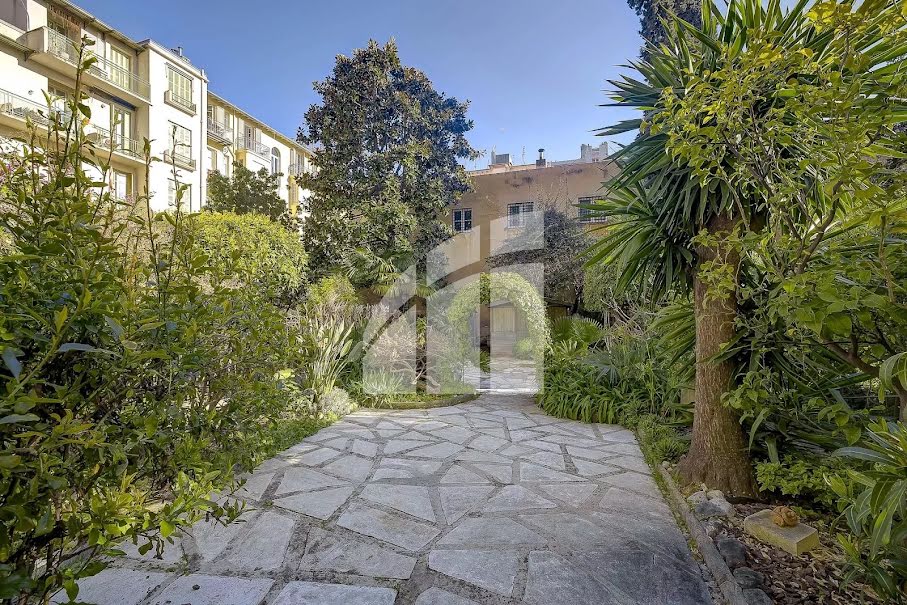 Vente appartement 3 pièces 84.17 m² à Nice (06000), 779 000 €