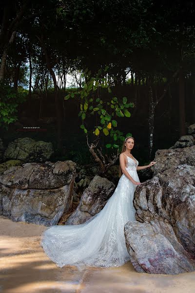 Fotógrafo de casamento Aleks Dyadyushko (diadiushko). Foto de 8 de fevereiro 2020