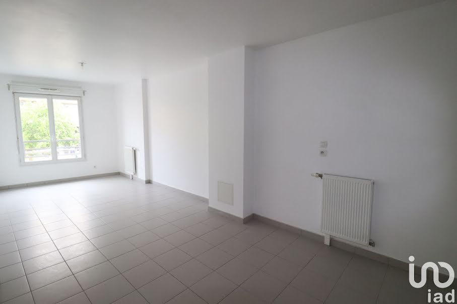 Vente appartement 2 pièces 51 m² à Chilly-Mazarin (91380), 186 000 €