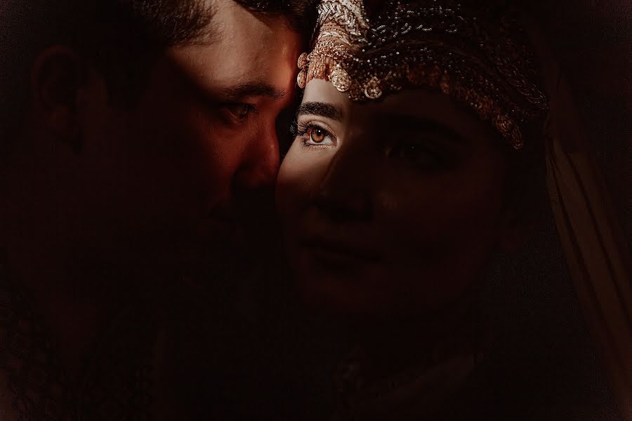 Photographe de mariage Ulugbek Dzhuraev (djuraevstudio). Photo du 24 août 2019