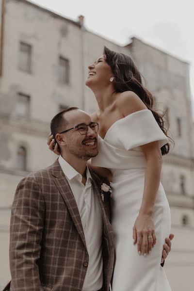 Bryllupsfotograf Alena Muratova (inthread). Foto fra april 14 2022