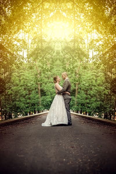 Fotógrafo de casamento Milan Trval (milantrval). Foto de 2 de julho 2019