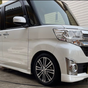 タントカスタム LA600S