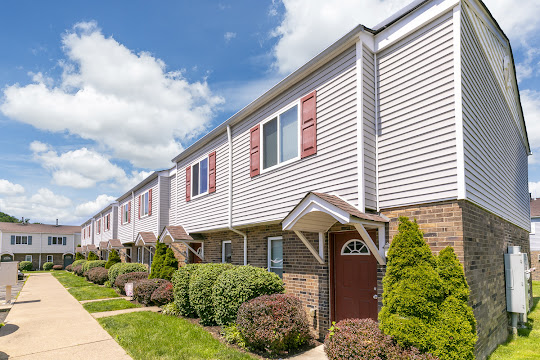 Emerald Gardens Townhomes And Apartments In Pittsburgh Pennsylvania