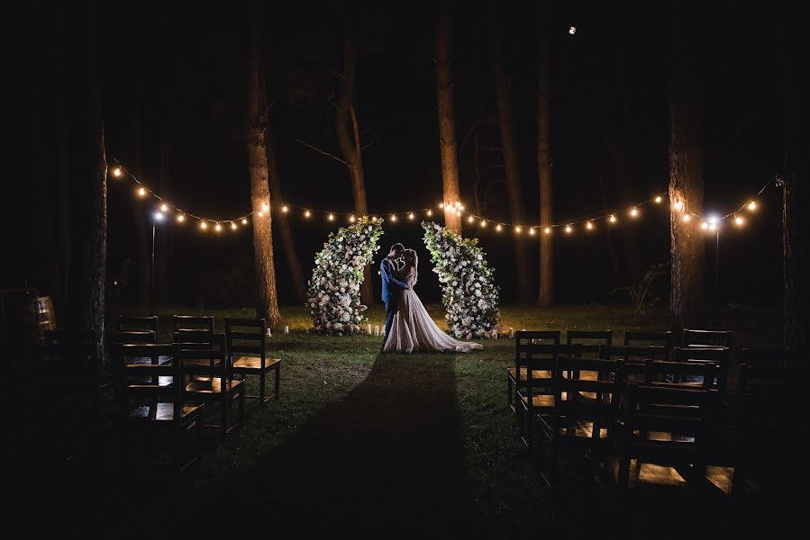 Fotógrafo de casamento Sergey Boshkarev (sergeybosh). Foto de 3 de julho 2019