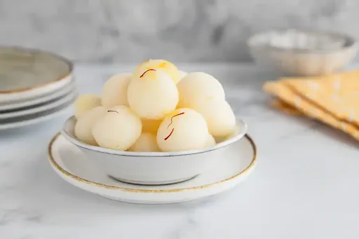 Rasgulla (4 Pcs)