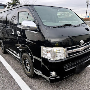 ハイエースバン TRH200V