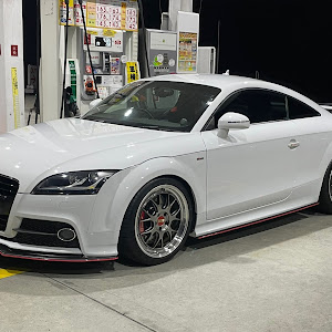 TT
