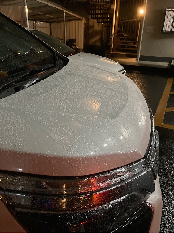ヴォクシーの雨映え撥水確認に関するカスタム事例の投稿画像1枚目